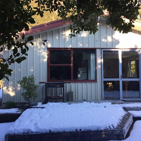 Aoraki Alpine Chalet Βίλα Aoraki / Mount Cook Εξωτερικό φωτογραφία